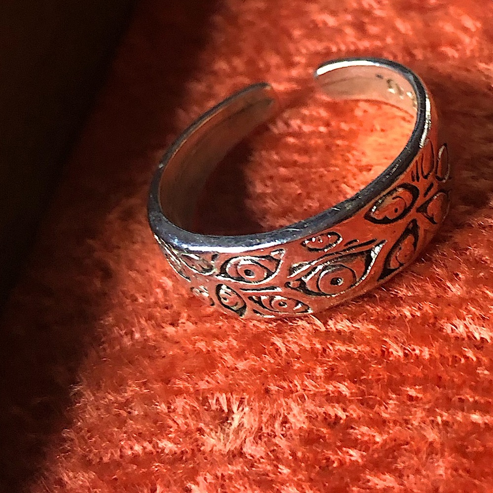 Eye Ring 👁️ 🧿